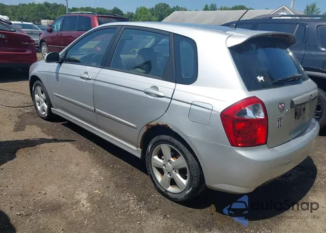 2008 Kia Spectra5 Sx z USA, uszkodzony, nr VIN KNAFE161585016062